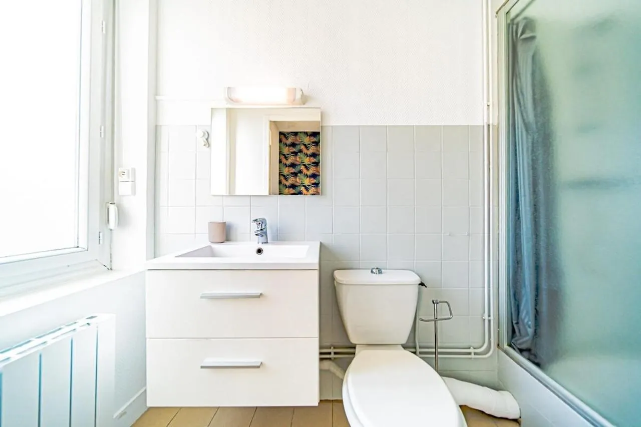 Le Petit Raspail-Appartement Renove-Gratte-Ciel Villeurbanne